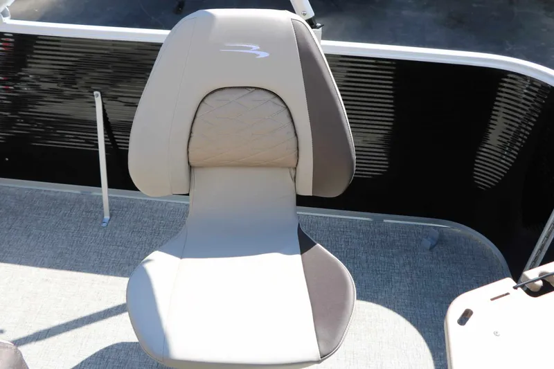Slide: The Image of A sleek seat on a 2027 Bennington 22 SF Tri Toon, featuring a modern design. - 50