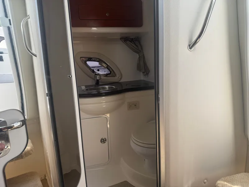 Slide: The Image of Rinker 310 Express Cruiser 2013 - 8