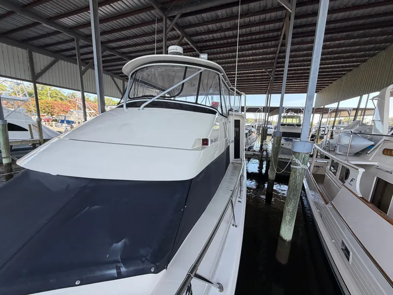 Slide: The Image of Hatteras 52 Cockpit Motor Yacht 1991 - 74
