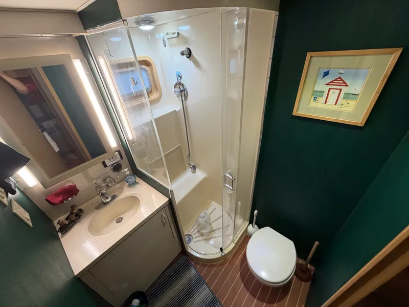 Slide: The Image of Hatteras 52 Cockpit Motor Yacht 1991 - 54