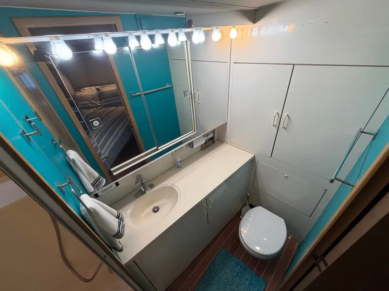 Slide: The Image of Hatteras 52 Cockpit Motor Yacht 1991 - 59