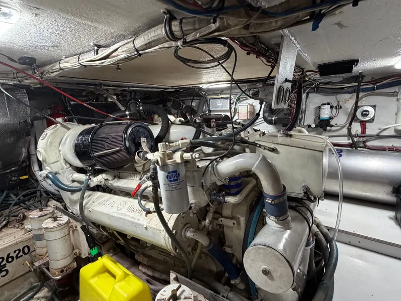 Slide: The Image of Hatteras 52 Cockpit Motor Yacht 1991 - 66