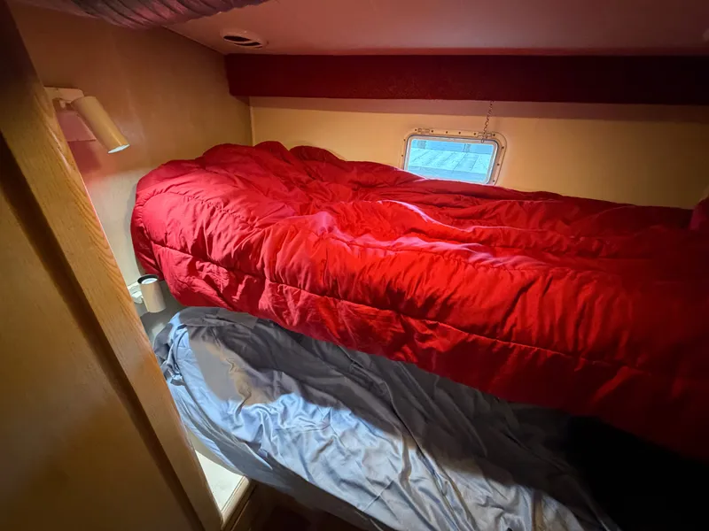 Slide: The Image of Hatteras 52 Cockpit Motor Yacht 1991 - 52