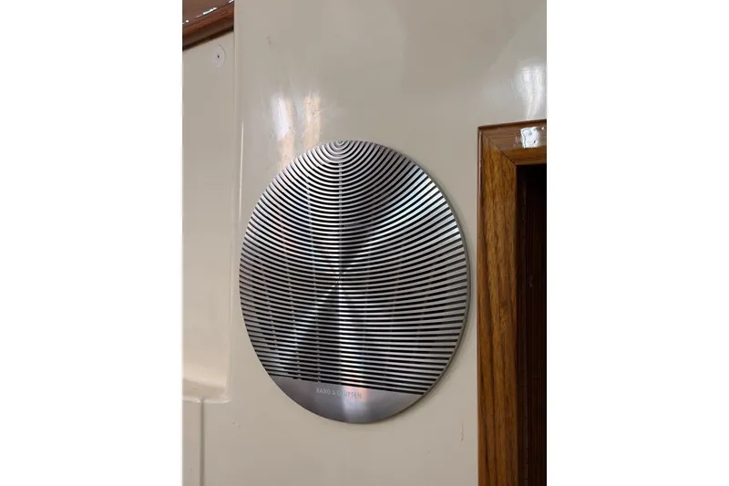 Slide: The Image of Decorative circular wall art on Hinckley Picnic Boat 37 MKIII, 2009 model. - 25