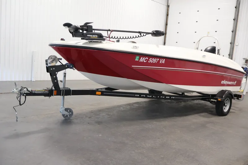 Slide: The Image of 2015 Bayliner Element 180 XL boat on trailer in indoor setting. - 46