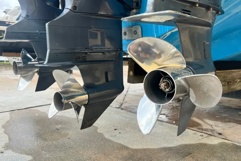 Slide: The Image of Propellers of a 2007 SeaVee 340B Open boat, showcasing sleek design and engineering. - 4
