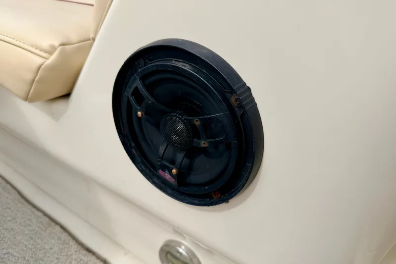 Slide: The Image of Speaker on a 2000 Sea Ray 210 Sundeck boat interior. - 69