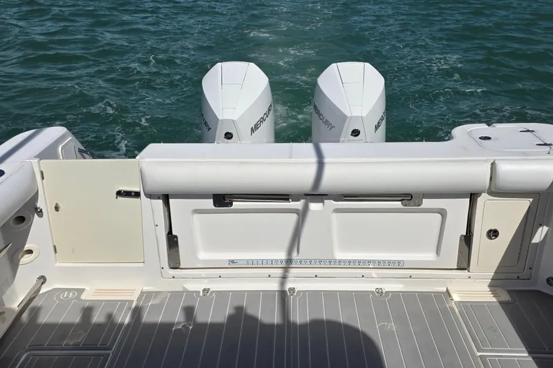 Slide: The Image of Barca Boston Whaler 305 Conquest 2007 con motori gemelli Mercury. - 1