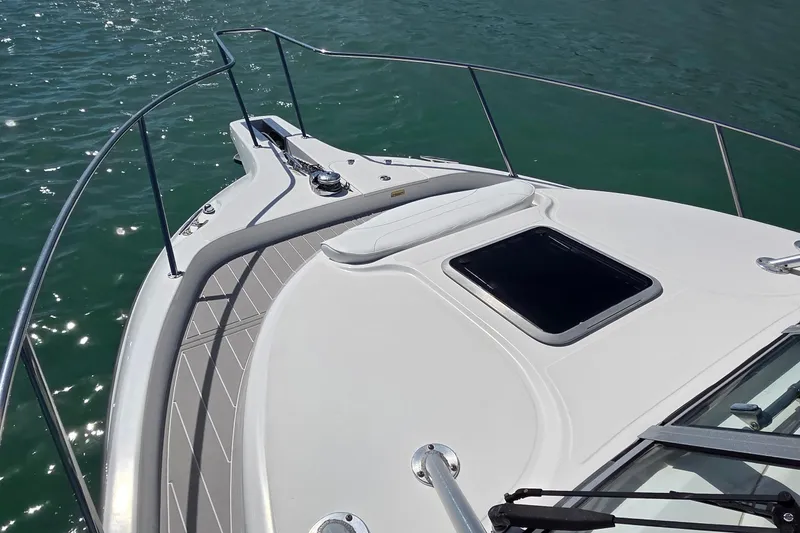 Slide: The Image of Boston Whaler 305 Conquest 2007 su acque calme. - 9