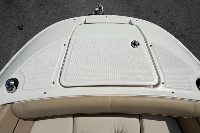 Slide: The Image of Sea Ray 240 Sundeck 2014 - 59
