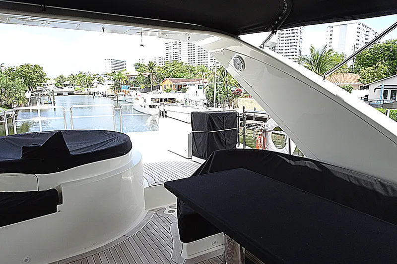 Slide: The Image of Luxurious 2010 Azimut 100 Leonardo yacht deck with waterfront view. - 77