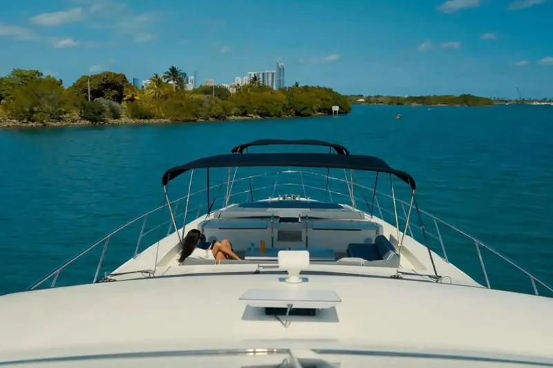 Slide: The Image of Azimut 100 Leonardo yacht cruising on a sunny day, 2010 model. - 4