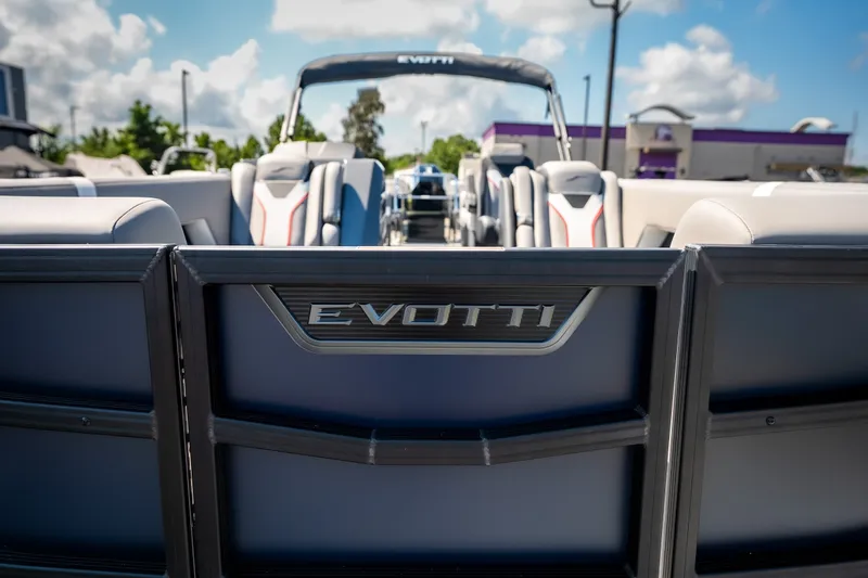 Slide: The Image of 2026 Evotti 725QL boat with sleek design, featuring comfortable seating and modern aesthetics. - 21