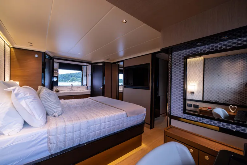 Slide: The Image of Absolute Navetta 75 2026 - 58