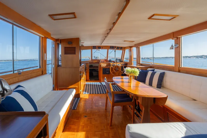 Slide: The Image of 1992 Grand Banks 42’ Classic “LIZZIE” Offered by Northstar Yacht Sales - Please Contact: Chris Carney, CPYB at 401-633-2070 - 22