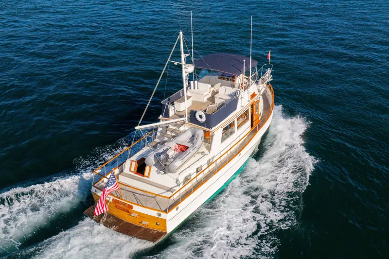 Slide: The Image of 1992 Grand Banks 42’ Classic “LIZZIE” Offered by Northstar Yacht Sales - Please Contact: Chris Carney, CPYB at 401-633-2070 - 50