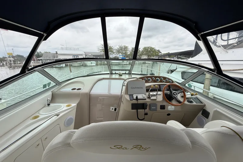 Slide: The Image of Cockpit view of 2000 Sea Ray 340 Sundancer with Garmin navigation system. - 14