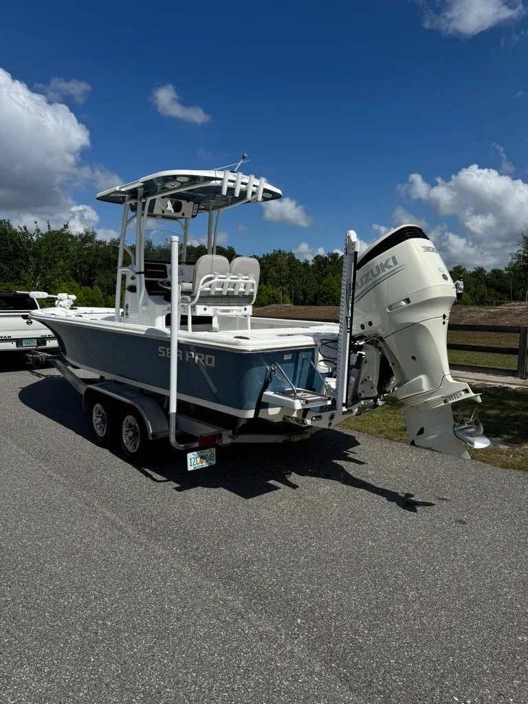 Slide: The Image of Sea Pro 248 Bay 2018 - 3