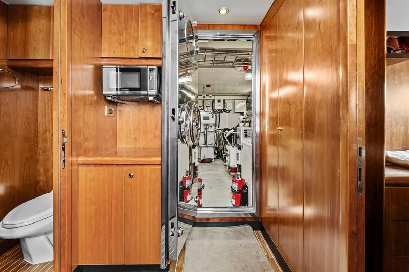 Slide: The Image of Engine room access - 70