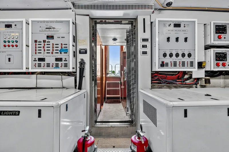 Slide: The Image of Engine room looking aft - 75