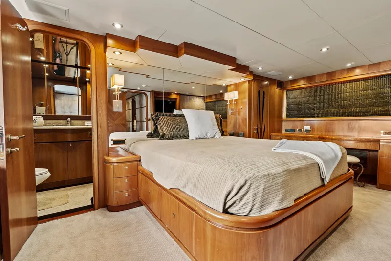 Slide: The Image of Master stateroom - 35