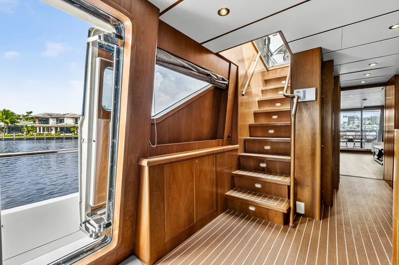 Slide: The Image of Flybridge steps on starboard looking aft - 17
