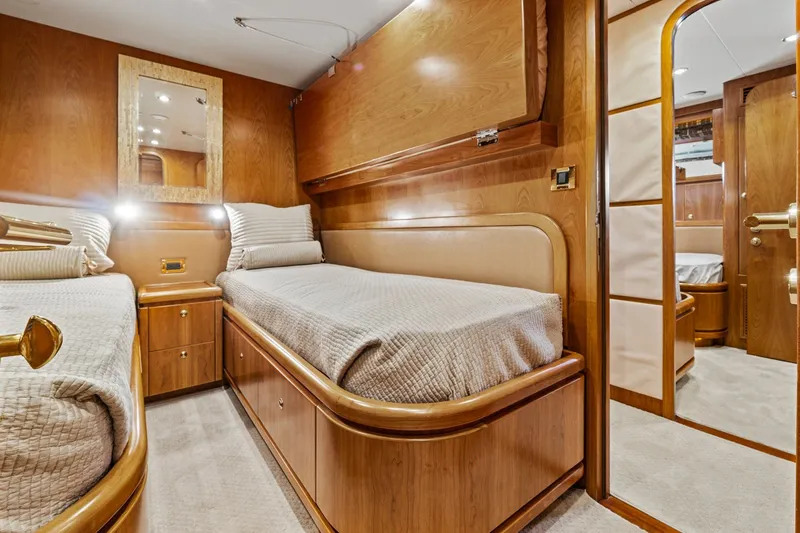 Slide: The Image of Port guest cabin looking aft - 26