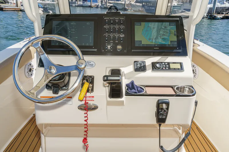 Slide: The Image of Scout 235 XSF 2020 - 22