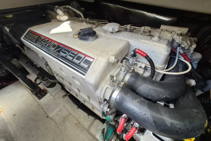 Slide: The Image of Volvo Penta engine in 2004 Riviera 4000 Offshore boat, showcasing high-performance features. - 42