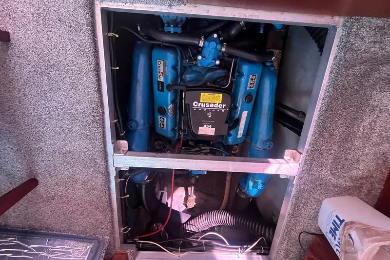 Slide: The Image of Engine compartment of 1992 Carver 33 Aft Cabin Motor Yacht with Crusader engine. - 37