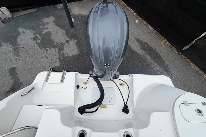 Slide: The Image of Sea Fox 228 Commander 2020 - 70