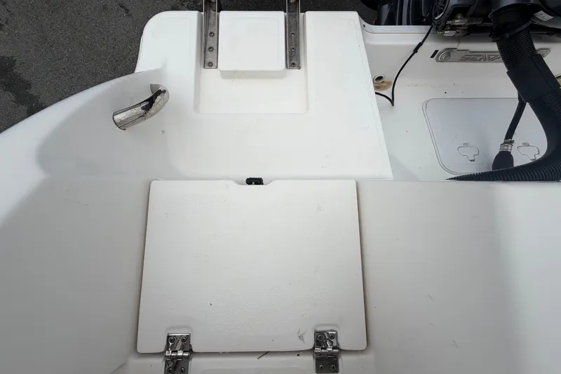 Slide: The Image of Sea Fox 228 Commander 2020 - 71
