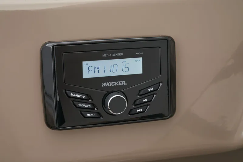 Slide: The Image of Sun Tracker Sportfish 24 XP3 2023 - 25