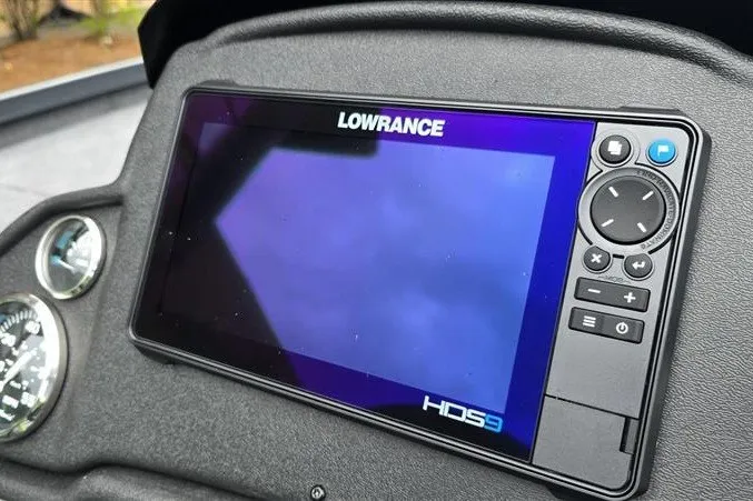 Slide: The Image of Lowrance HDS9 display on 2027 Ranger RT198P boat dashboard. - 11