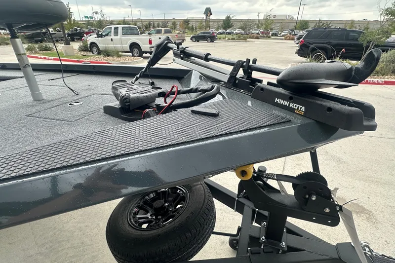 Slide: The Image of 2027 Ranger RT188C boat with Minn Kota Edge trolling motor in parking lot. - 7
