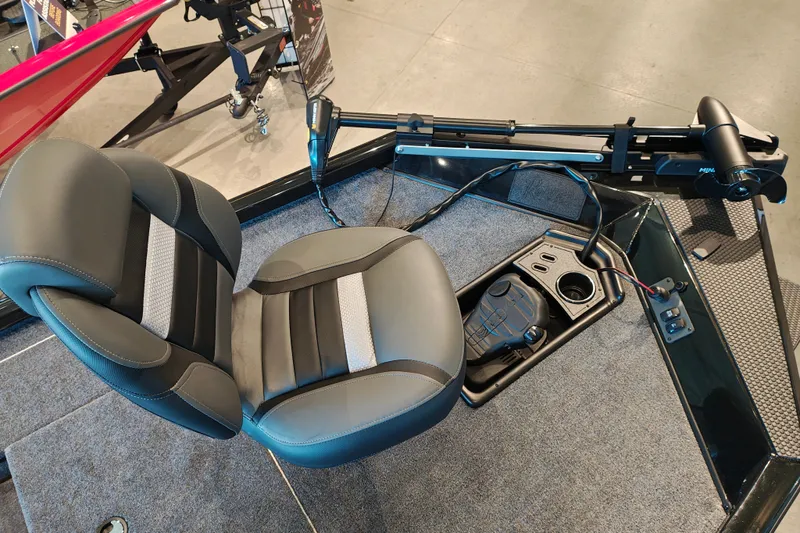 Slide: The Image of 2027 Ranger RT178 boat interior with seat and control panel. - 34