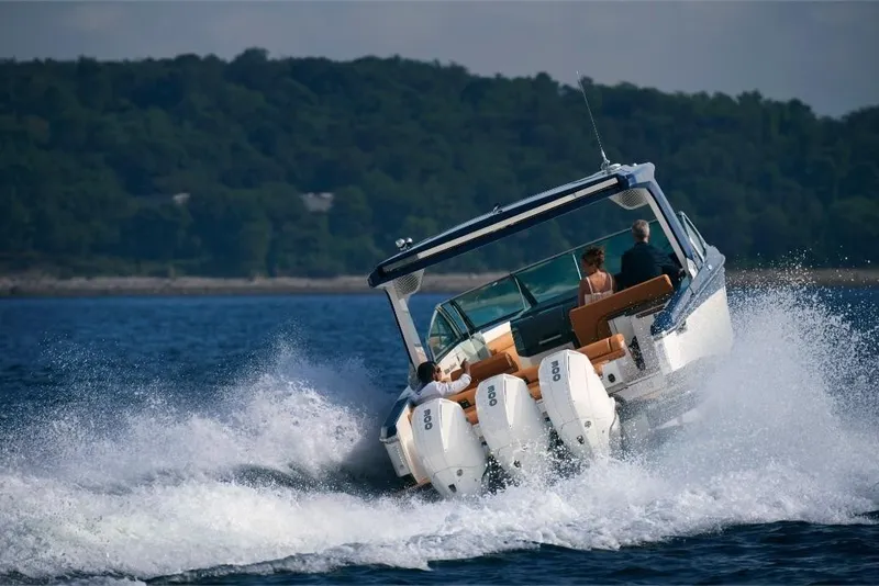 Slide: The Image of 2023-Aviara-AV36-Outboard-MarineMax - 1