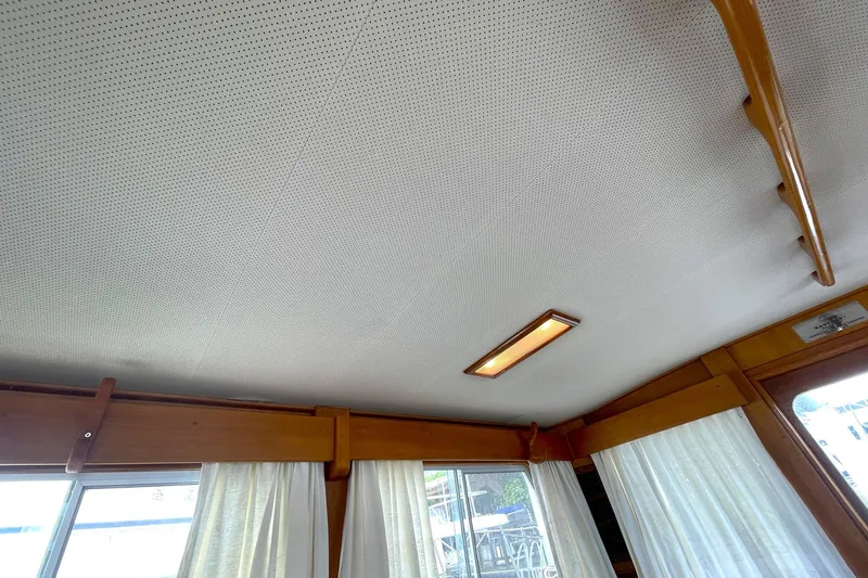 Slide: The Image of CLEAN HEADLINERS THROUGHOUT THE BOAT!! - 47