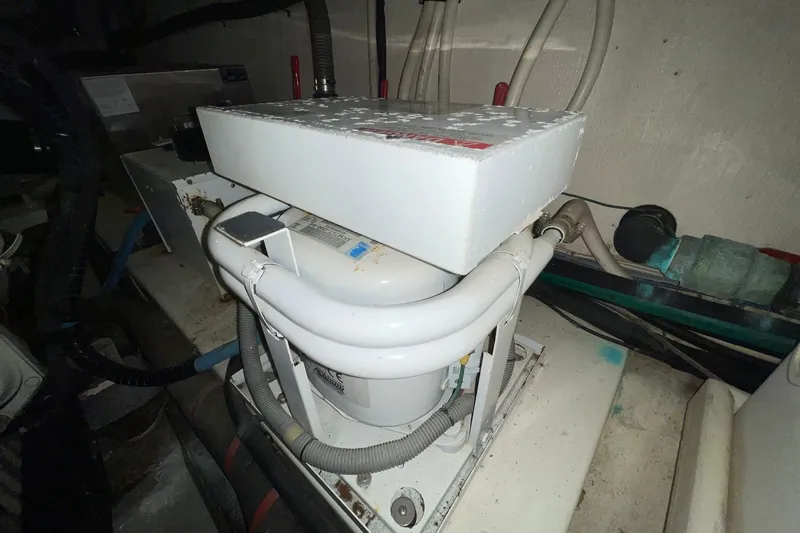 Slide: The Image of AC/HEAT CONDENSING UNIT - 65