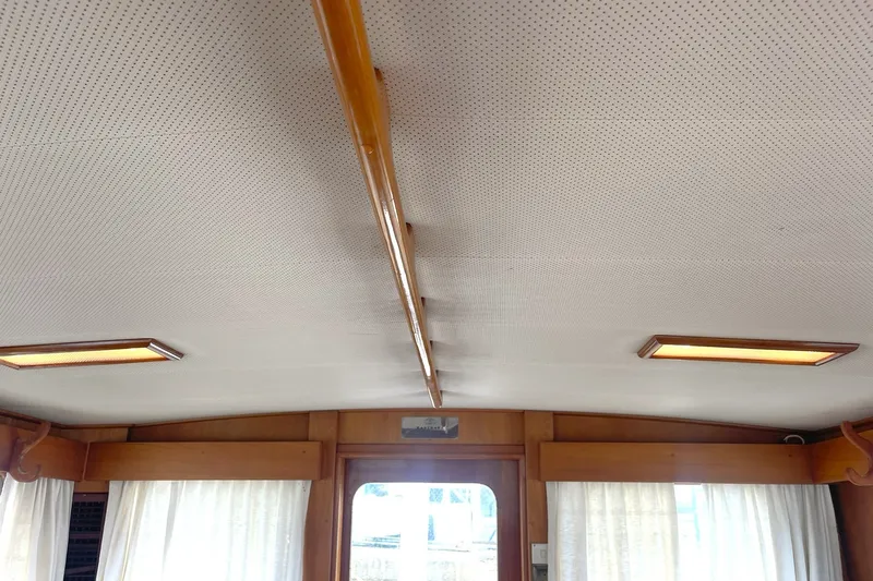 Slide: The Image of SALON HEADLINER VIEW CLEAN!! - 46