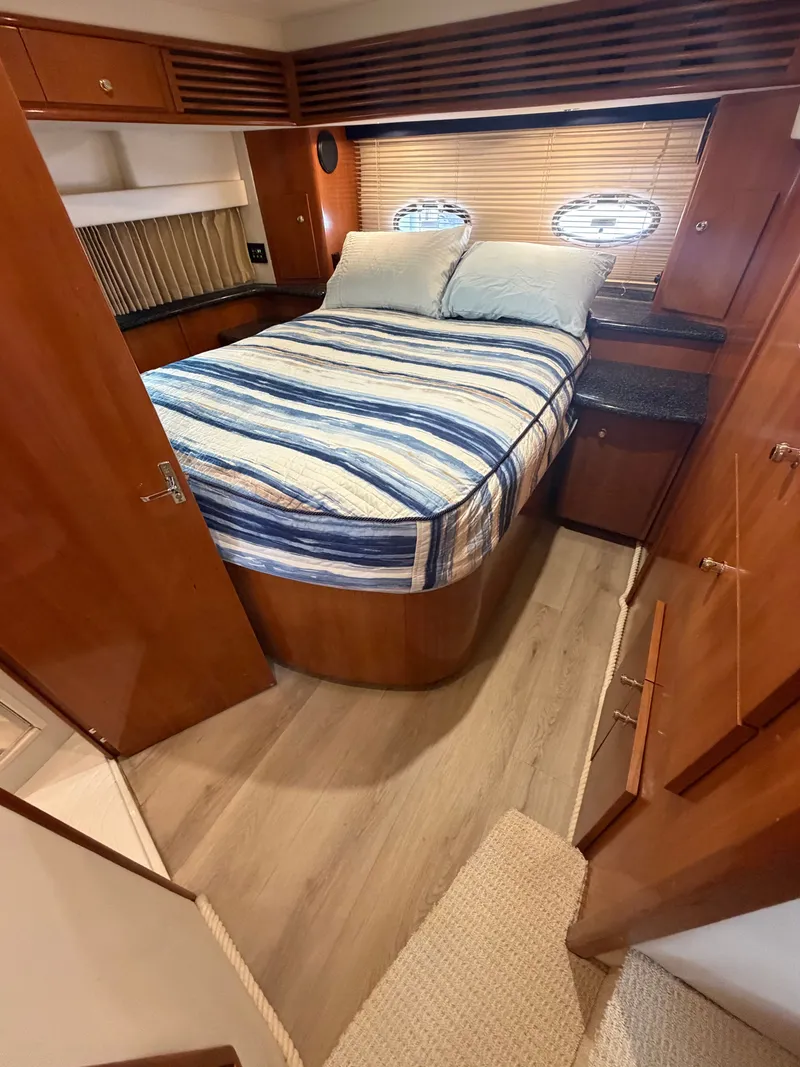 Slide: The Image of Carver Yachts 396 Motor Yacht 2000 - 50