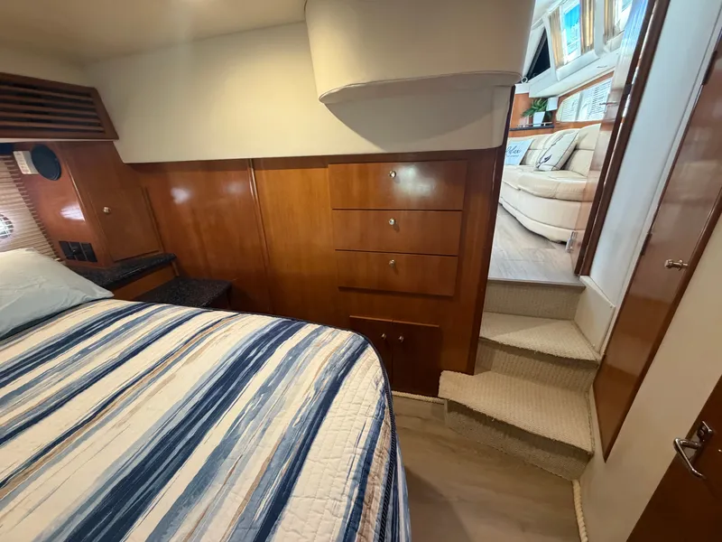 Slide: The Image of Carver Yachts 396 Motor Yacht 2000 - 54