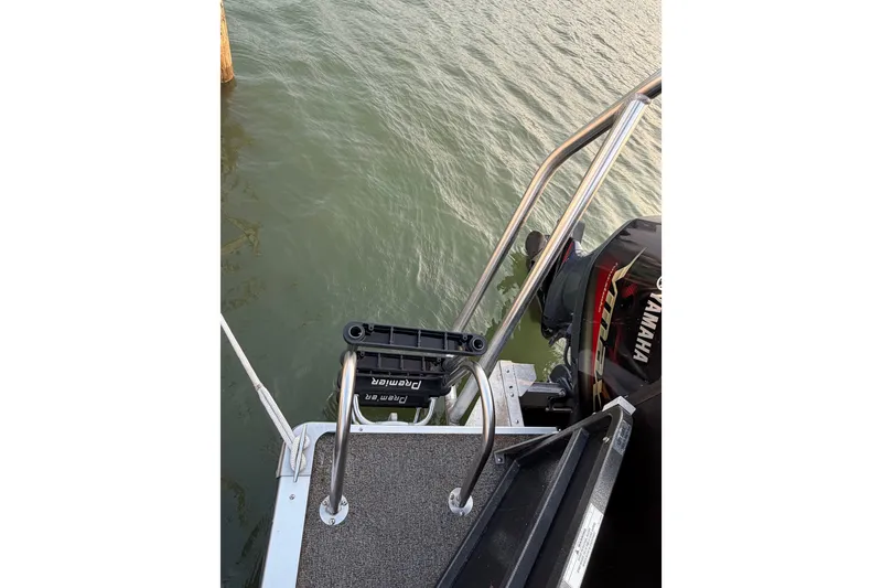 Slide: The Image of Premier 250 Grand Majestic LTD 2012 boat with Yamaha motor and swim ladder. - 22