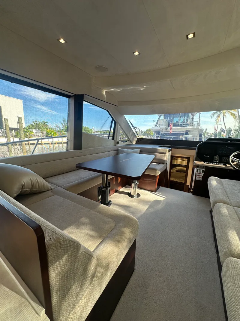 Slide: The Image of Galeon 500 FLY 2021 - 15