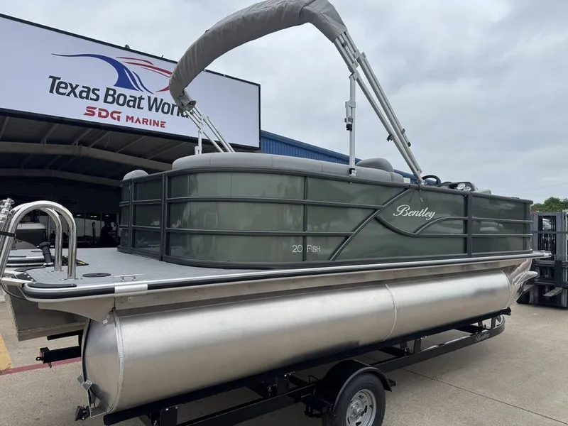 Slide: The Image of Bentley Pontoons FWD FISH CW 200 2026 - 2