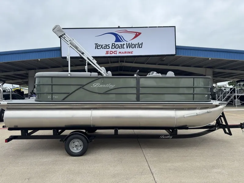 The Image of Bentley Pontoons FWD FISH CW 200 2026 - 0