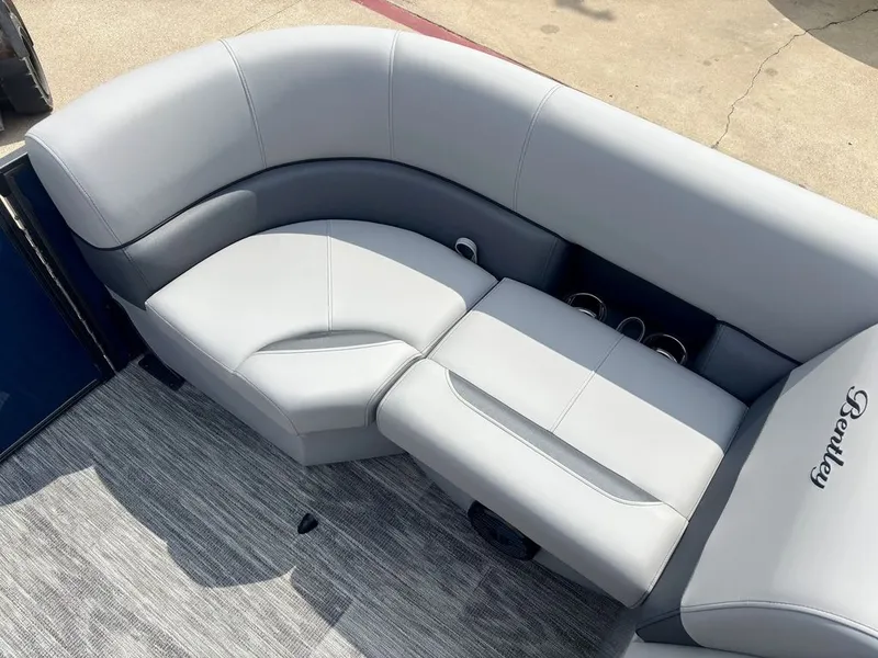 Slide: The Image of Bentley Pontoons Legacy Cruise 200 2026 - 5
