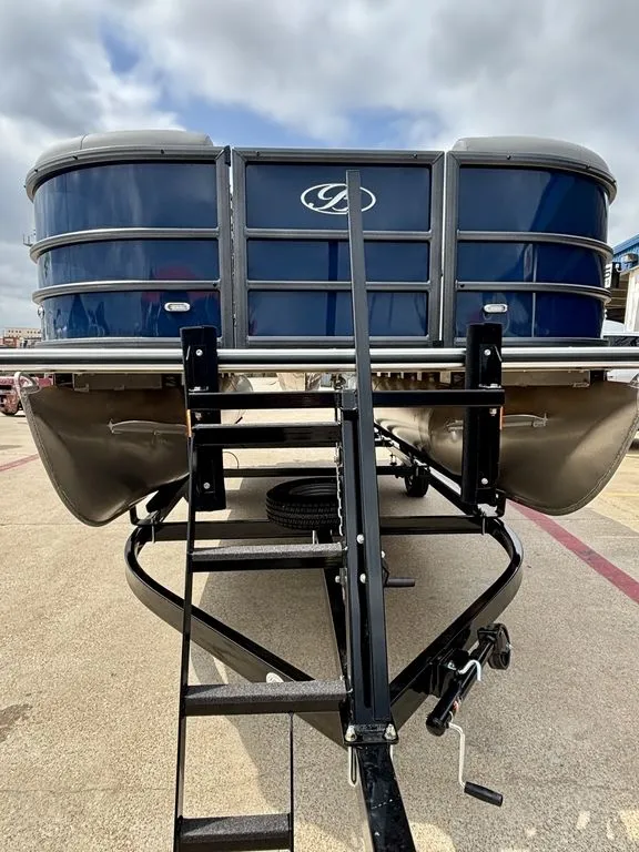 Slide: The Image of Bentley Pontoons Legacy Cruise 200 2026 - 6