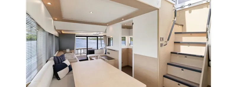 Slide: The Image of Beneteau Power 62 2022 - 4