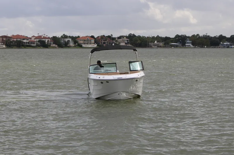 Slide: The Image of Sea Ray SDX 250 Outboard 2027 - 6